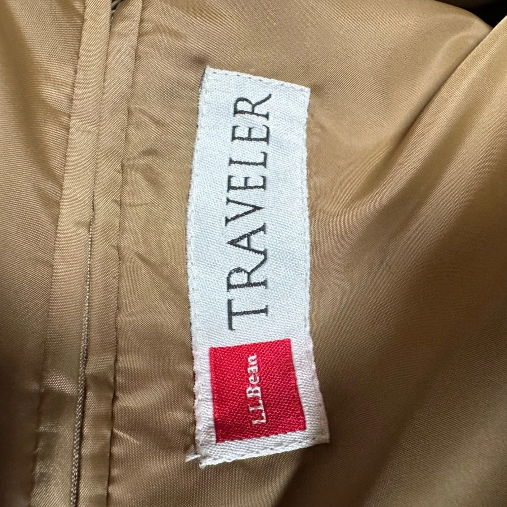LL Bean Traveler Microfiber Blazer Mens 45R Tan Khaki 2 Button Sport Coat - Picture 3 of 14